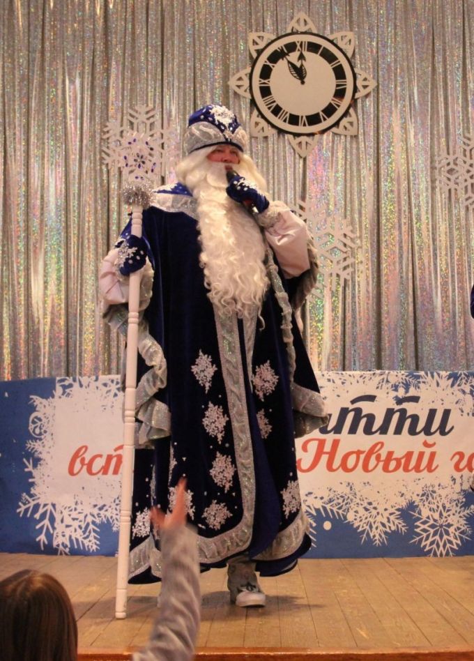 Шоу «Скок-поскок, Чебурашка и новогодний сундучок»