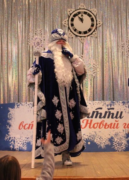 Шоу «Скок-поскок, Чебурашка и новогодний сундучок»