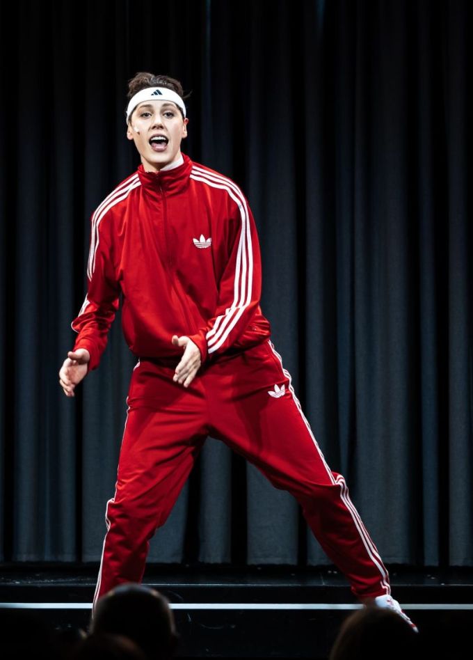 Моноспектакль «Почему я?»