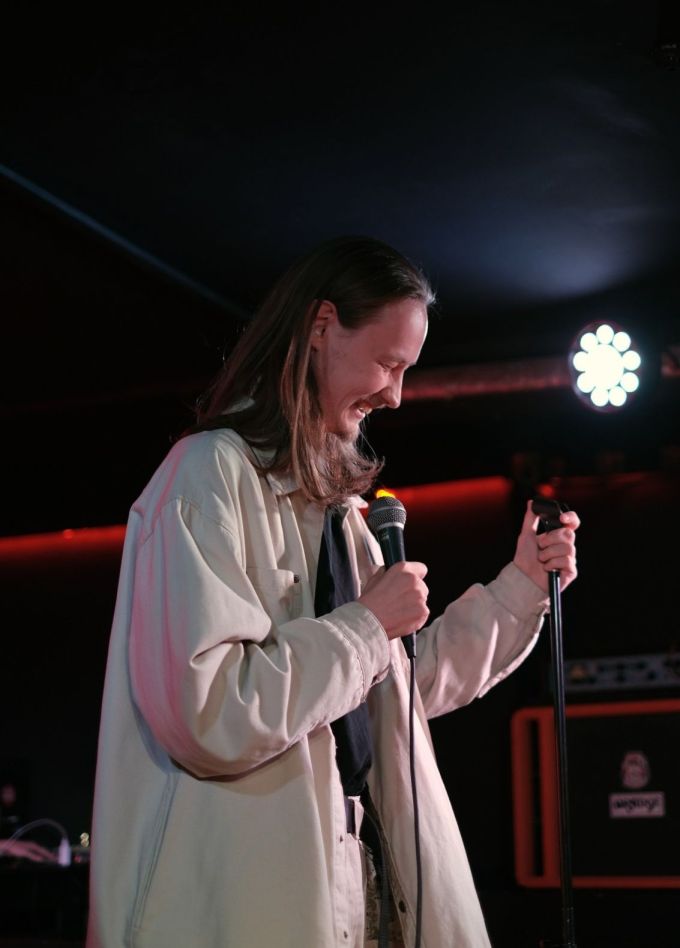 Громкий микрофон