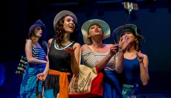 Спектакль «О море, море»